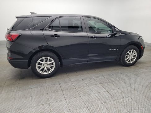 Used 2022 Chevrolet Equinox LS AWD/4WD image 10