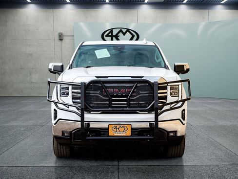 Used 2023 GMC Sierra 1500 SLT AWD/4WD image 8