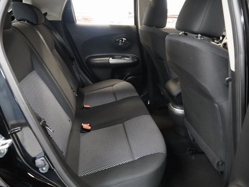 Used 2016 Nissan Juke S image 28