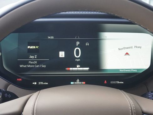 New 2025 Land Rover Range Rover Sport Autobiography image 11