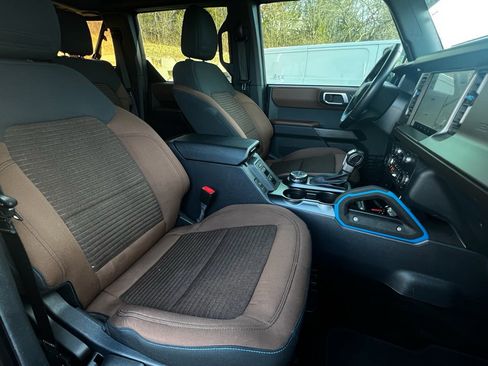 Used 2021 Ford Bronco Outer Banks image 18