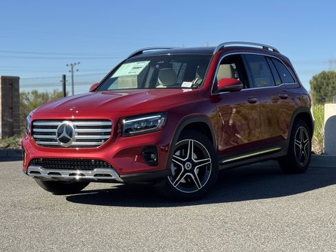 New 2026 Mercedes-Benz GLB 250 image 2
