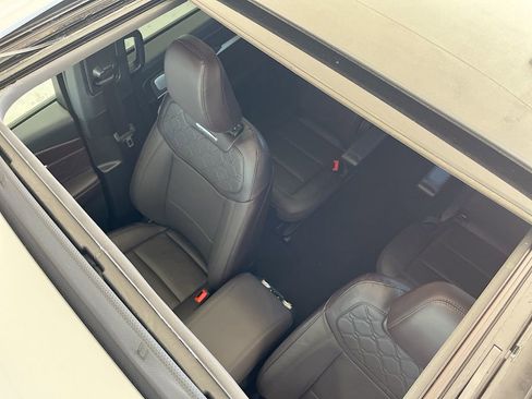 Used 2025 Ford Explorer Platinum w/ LUX Leather Package image 21