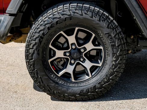 Used 2021 Jeep Wrangler Unlimited Rubicon AWD/4WD image 59