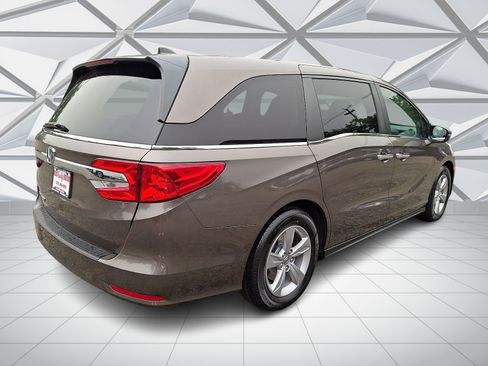 Used 2019 Honda Odyssey EX image 11