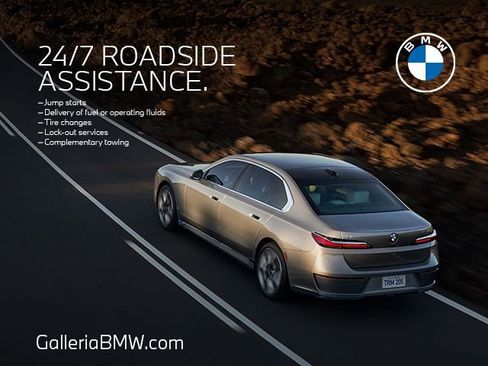 Used 2025 BMW 530i w/ Premium Package image 5