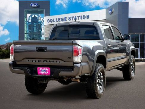 Used 2023 Toyota Tacoma TRD Off-Road image 4