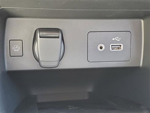 New 2025 Nissan Versa SV w/ Trunk Package image 17