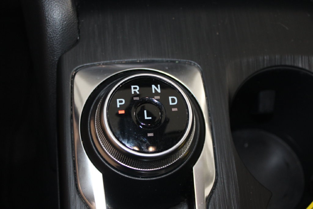 Used 2025 Ford Escape Active AWD/4WD image 37
