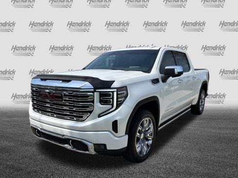 Used 2022 GMC Sierra 1500 Denali w/ Denali Reserve Package AWD/4WD image 7
