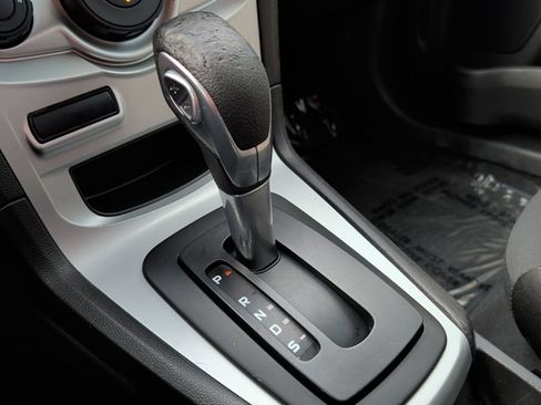 Used 2019 Ford Fiesta SE FWD image 15