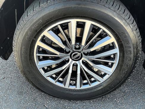 Certified 2024 Nissan Armada SL AWD/4WD image 9