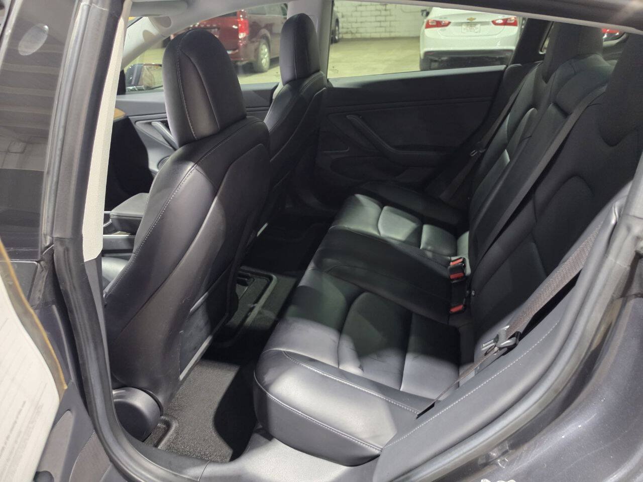 Used 2018 Tesla Model 3 Long Range AWD/4WD image 26