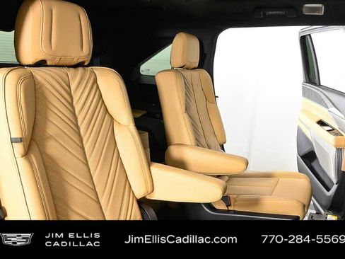 New 2025 Cadillac Escalade IQ Luxury 2 image 24