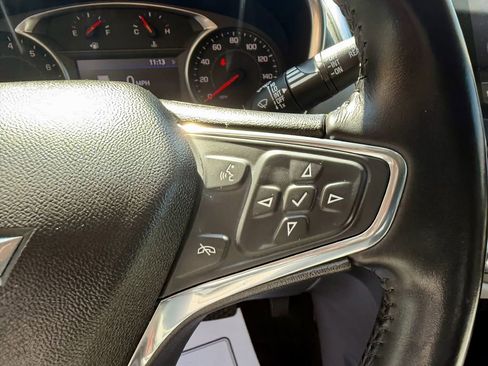 Used 2020 Chevrolet Equinox LT FWD image 21