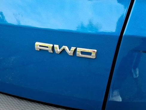 Used 2021 Ford Escape SE w/ SE Sport Appearance Package image 16