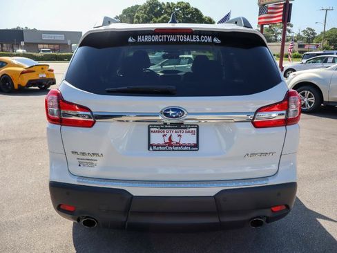 Used 2019 Subaru Ascent Premium AWD/4WD image 4