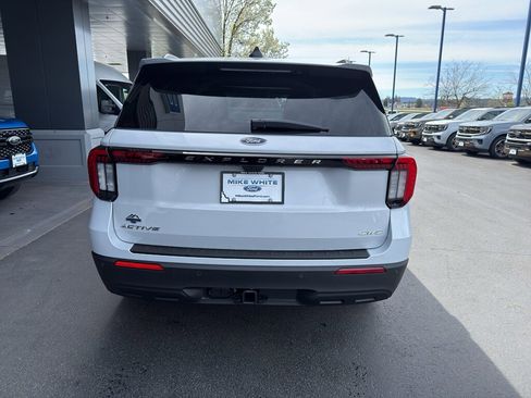 New 2026 Ford Explorer Active AWD/4WD image 12