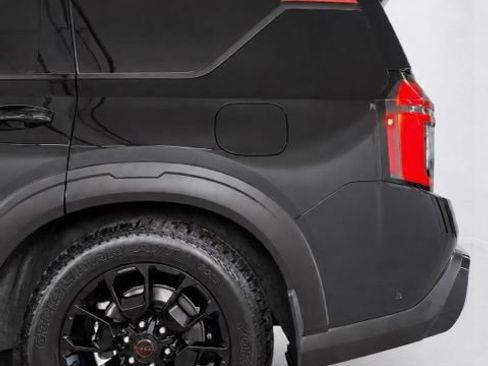 Used 2026 Nissan Armada PRO-4X AWD/4WD image 9
