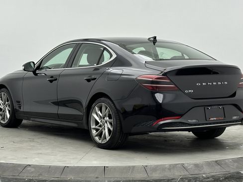 Used 2022 Genesis G70 2.0T image 6