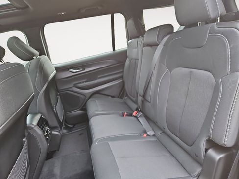 New 2025 Jeep Grand Cherokee L Laredo AWD/4WD image 13