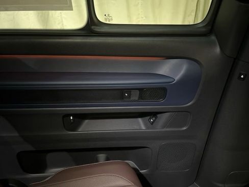 New 2025 Volkswagen ID. Buzz Pro S image 28