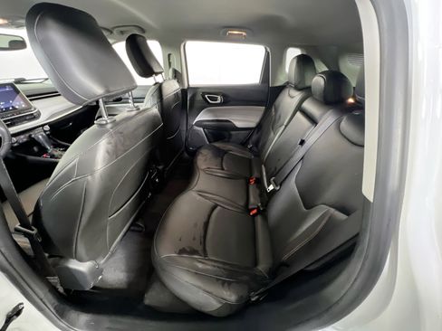 Used 2022 Jeep Compass Limited image 22