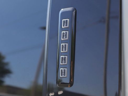 Used 2022 Ford F150 Raptor AWD/4WD image 29
