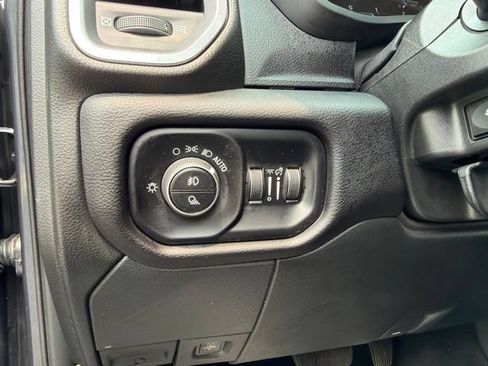 Used 2025 RAM 2500 Laramie w/ Night Edition AWD/4WD image 25