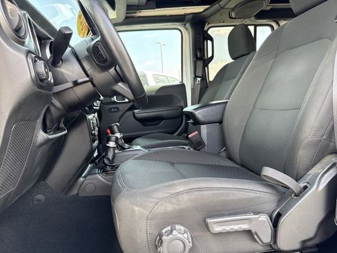 Used 2022 Jeep Wrangler Unlimited Sport w/ Sun And Sound Package AWD/4WD image 15