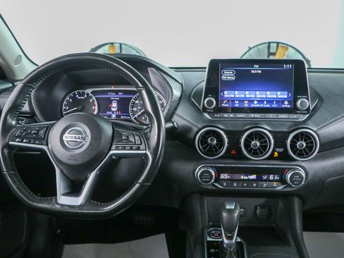 Used 2021 Nissan Sentra SV FWD image 17