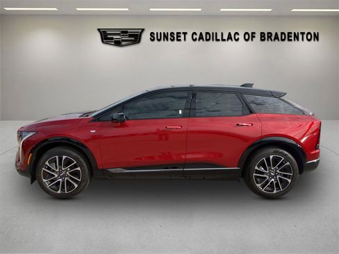 New 2026 Cadillac Optiq Sport 1 w/ LPO, Floor Liner Package RWD image 7