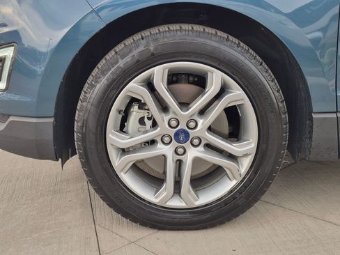 Used 2016 Ford Edge Titanium AWD/4WD image 12