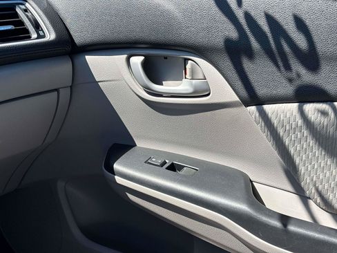 Used 2014 Honda Civic LX image 21