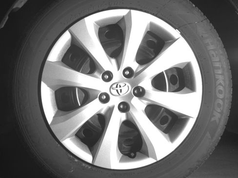 Used 2025 Toyota Corolla LE FWD image 12