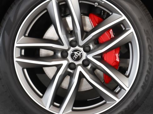 New 2026 Audi Q7 3.0T Prestige image 5