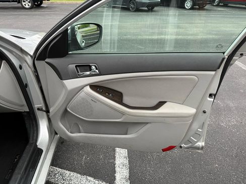 Used 2013 Kia Optima EX w/ Premium Pkg FWD image 18