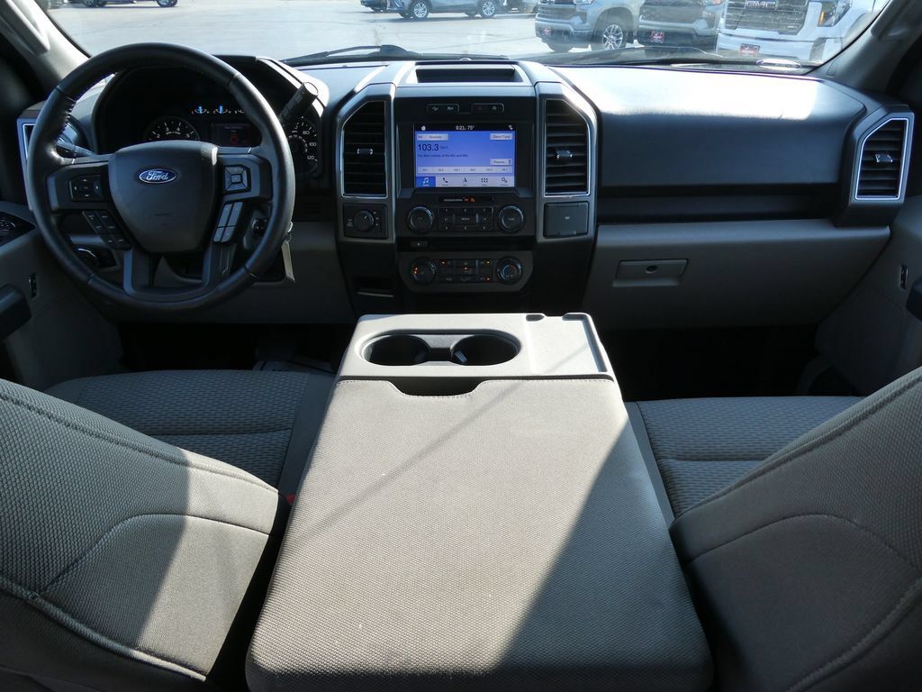 Used 2018 Ford F150 XLT w/ Equipment Group 302A Luxury AWD/4WD image 18