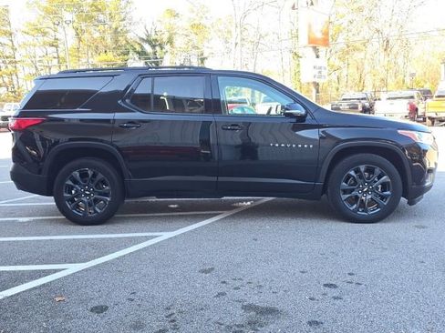 Used 2020 Chevrolet Traverse RS w/ LPO, Floor Liner Package image 6