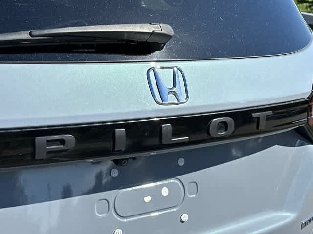 Used 2025 Honda Pilot Touring image 30