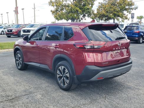 Certified 2023 Nissan Rogue SV image 7