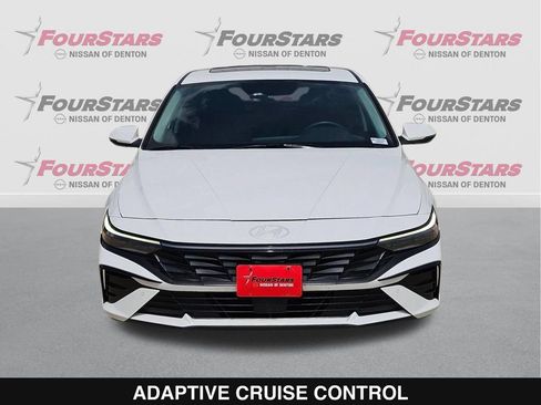 Used 2024 Hyundai Elantra Limited FWD image 10