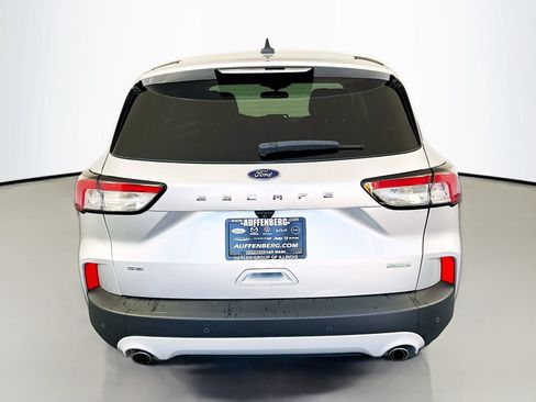 Used 2020 Ford Escape SE FWD image 6