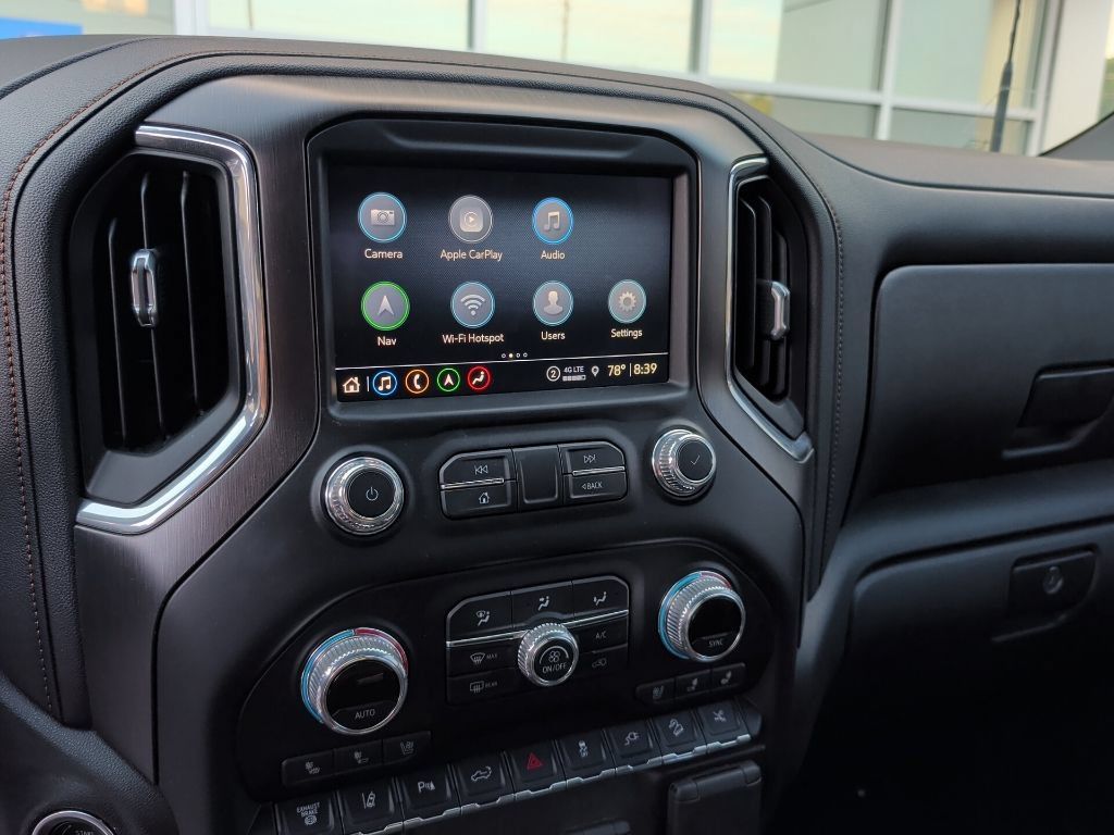 Used 2021 GMC Sierra 2500 AT4 w/ AT4 Premium Plus Package AWD/4WD image 10
