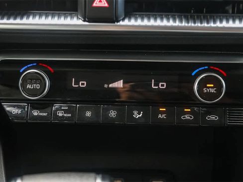 Used 2021 Kia K5 EX image 16