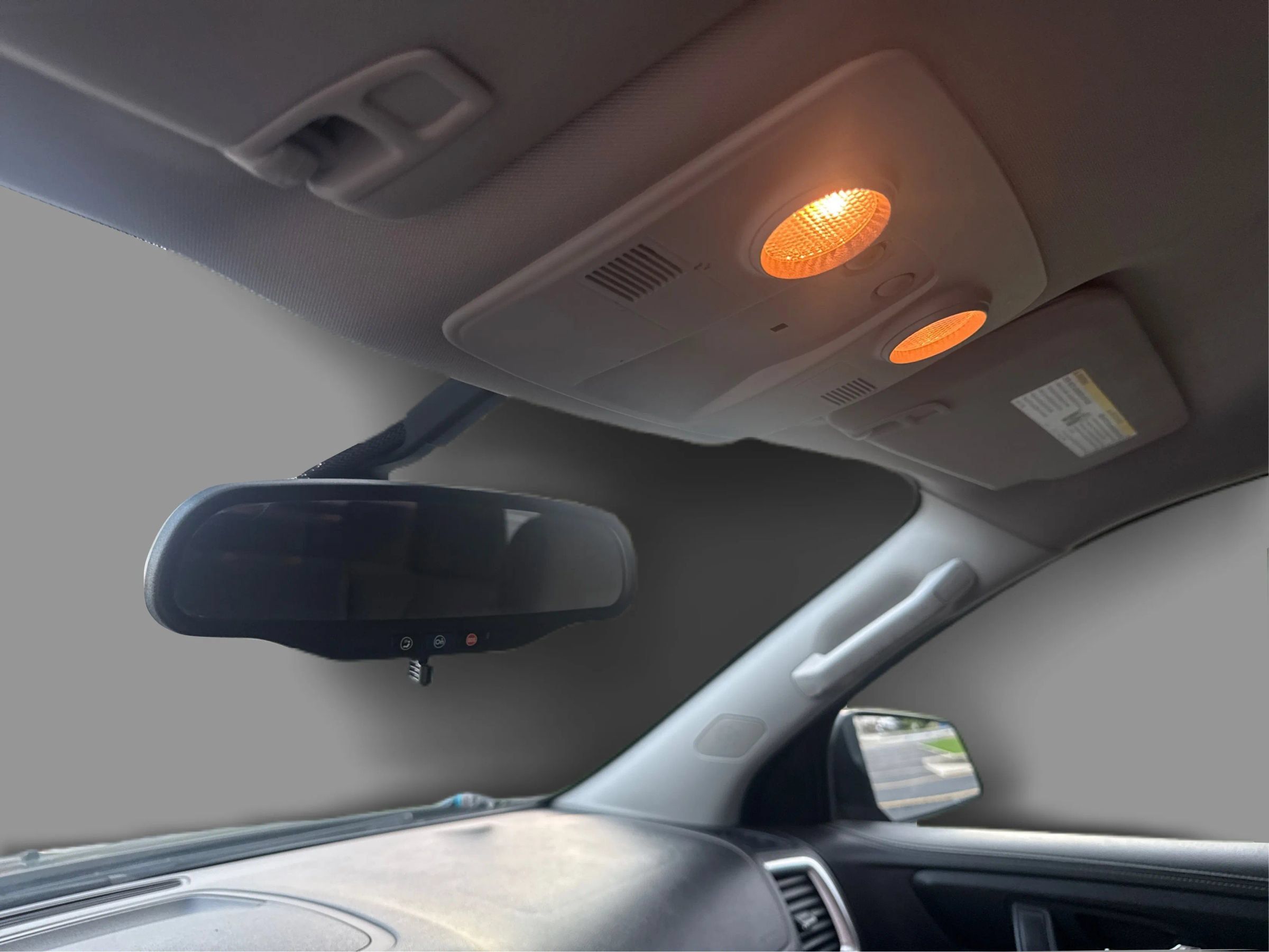 Used 2015 GMC Acadia SLE FWD image 19