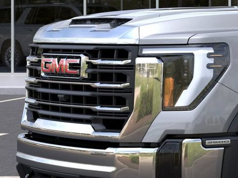 New 2026 GMC Sierra 3500 SLE AWD/4WD image 13