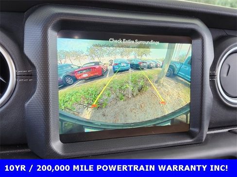 Used 2023 Jeep Wrangler Unlimited Sahara image 18