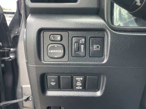 Used 2020 Toyota 4Runner Limited image 17