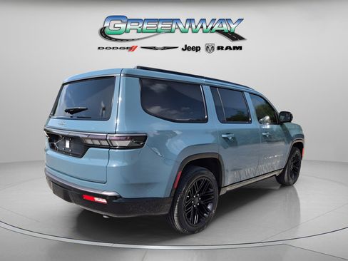 Used 2026 Jeep Grand Wagoneer Limited AWD/4WD image 4